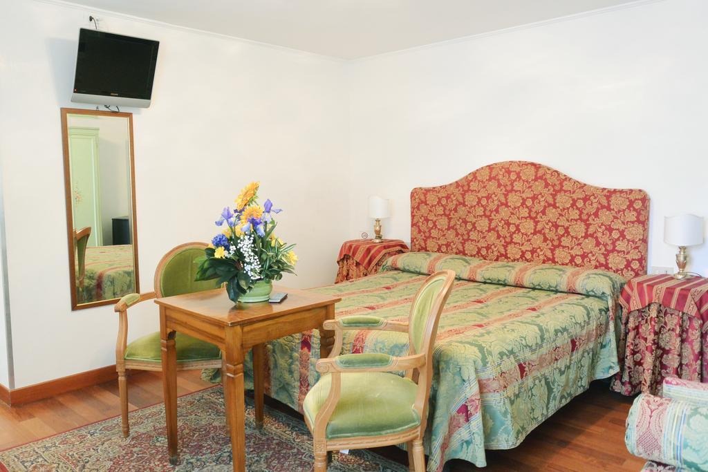 Hotel San Zulian Venice Ngoại thất bức ảnh